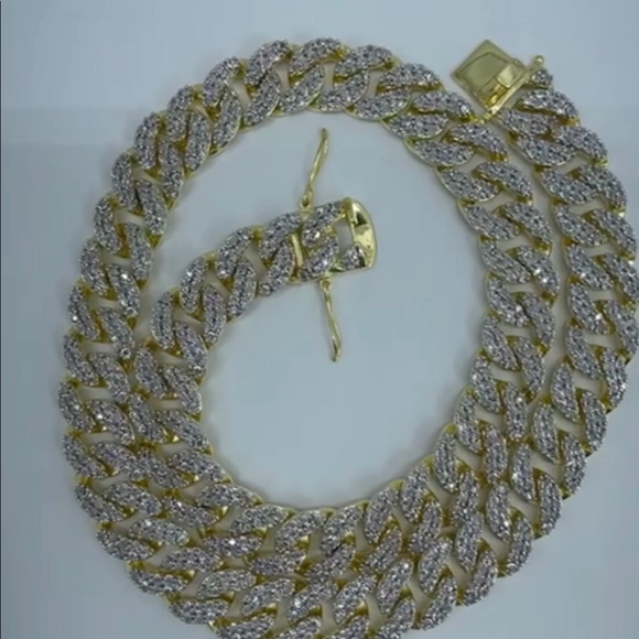Free appraisal custom made Men’s real diamond Miami Cuban link chain. Not Cz WOW - Picture 9 of 9
